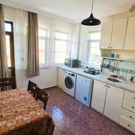 The Tulip Apartment